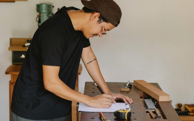 hiring handymen