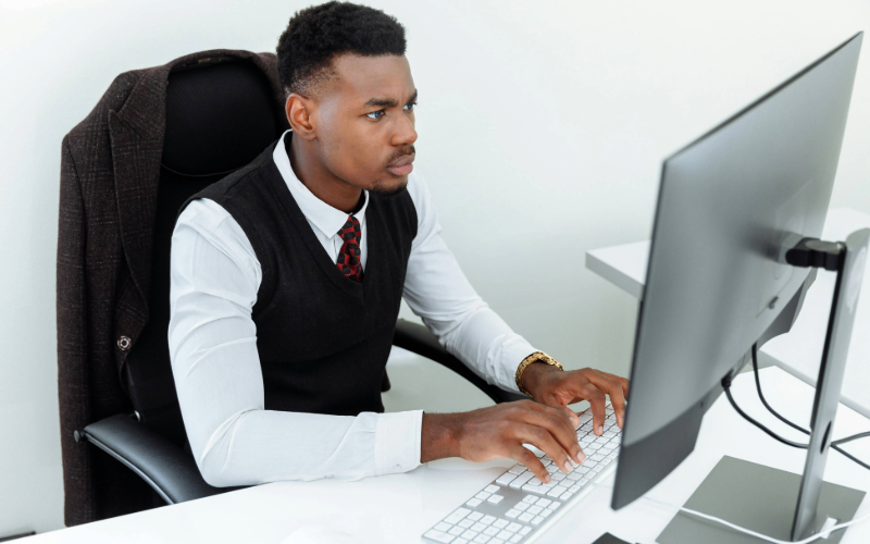 hiring hoa lawyers